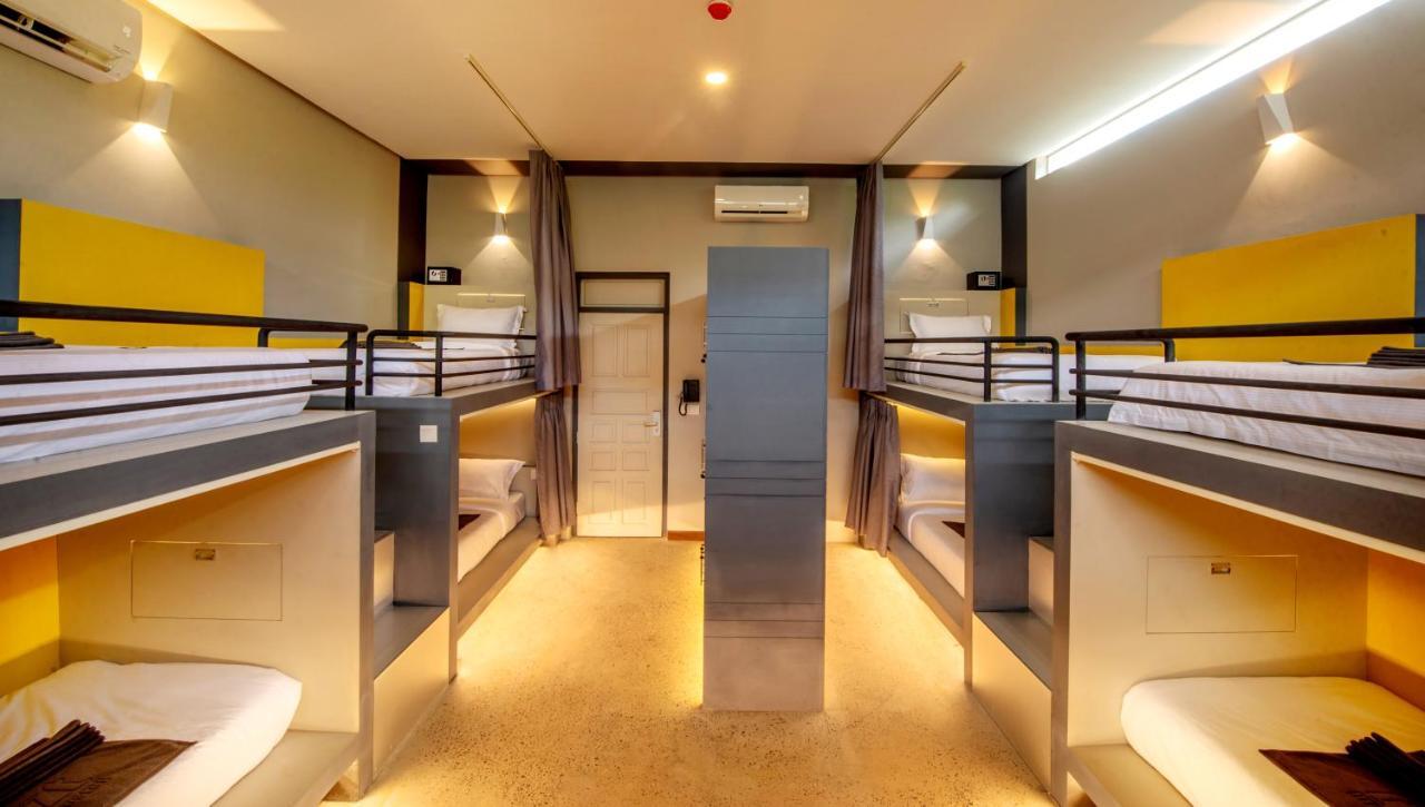 The Twizt - Lifestyle Hostel & Hotel Siem Reap Esterno foto
